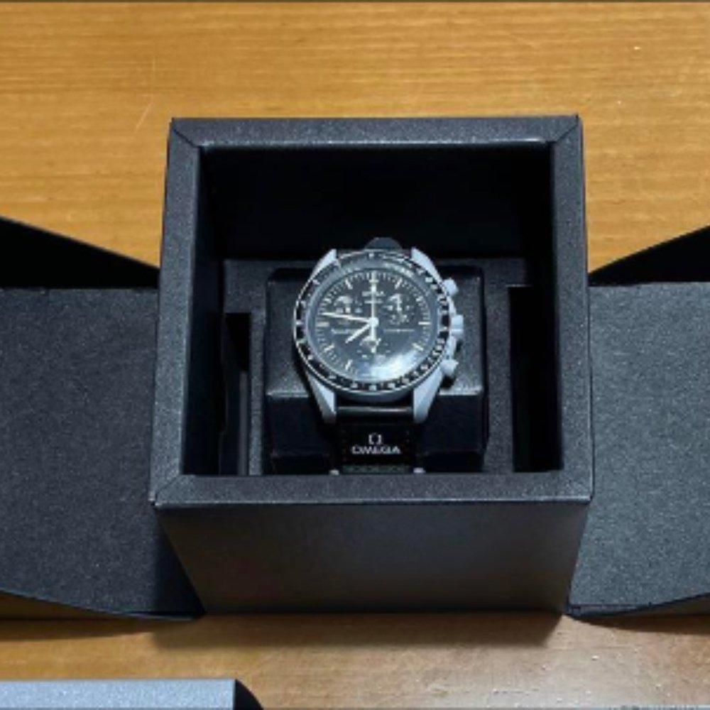Omega X Swatch MoonSwatch Mission to Moon Watch - Picture 5 of 5